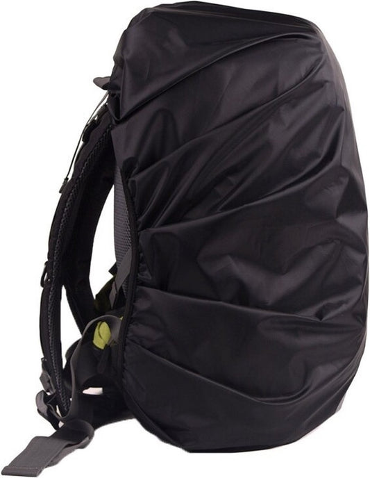 Varsel ryggsäck i svart med ergonomiska axelband, sedd från sidan
